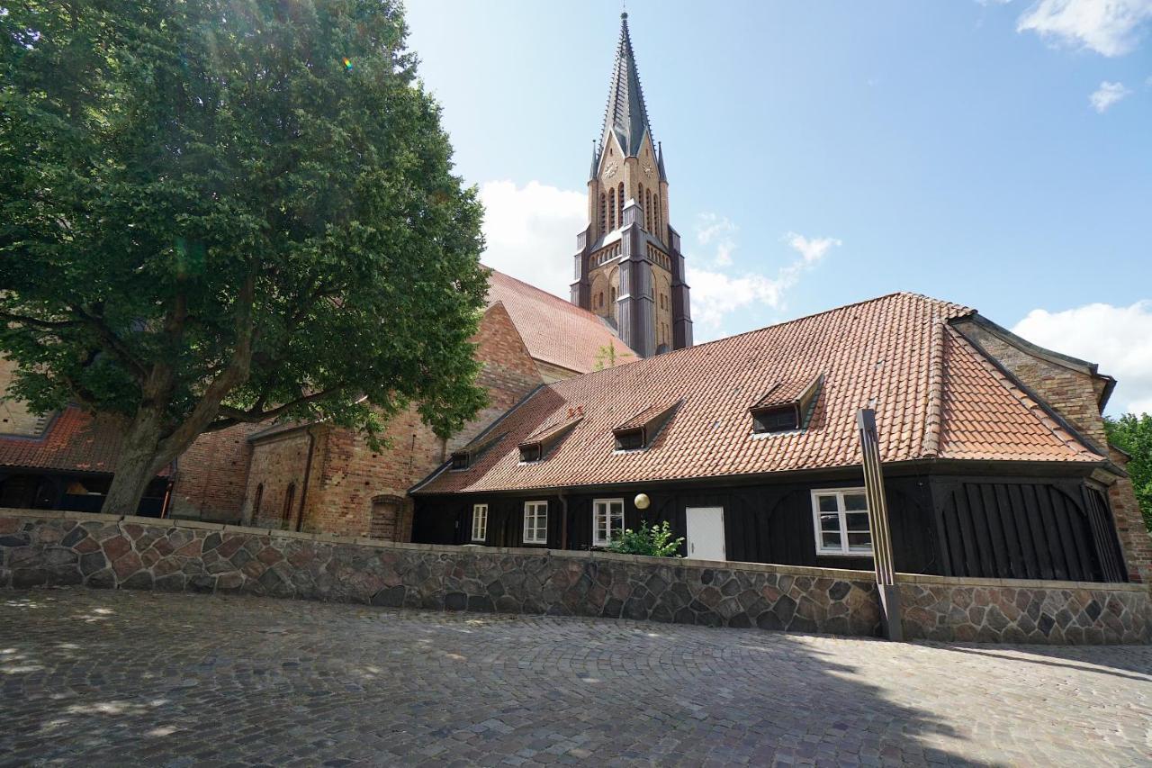 Ferienwohnung Schlei-Suite シュレースヴィヒ エクステリア 写真